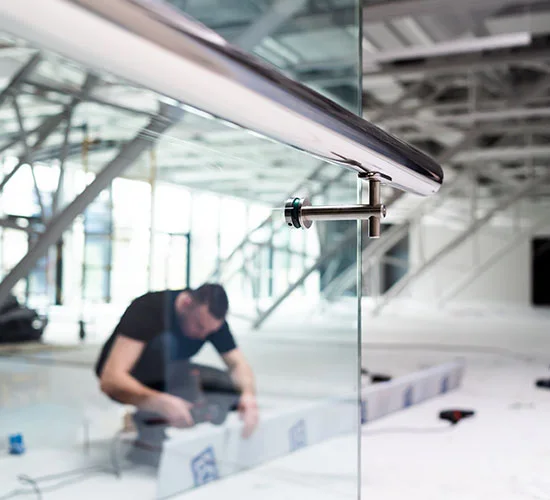 Lake Butler, FL highly skilled glass repair technicians